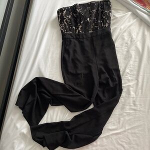 White House black market jumpsuit / pantsuit size 2